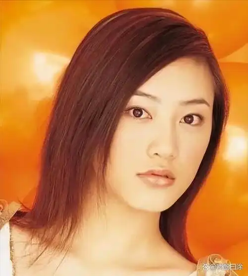 "精明女人"应采儿,为何不嫁向佐,转身选了家世一般的陈小春?