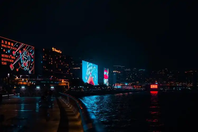 港风夜景色调