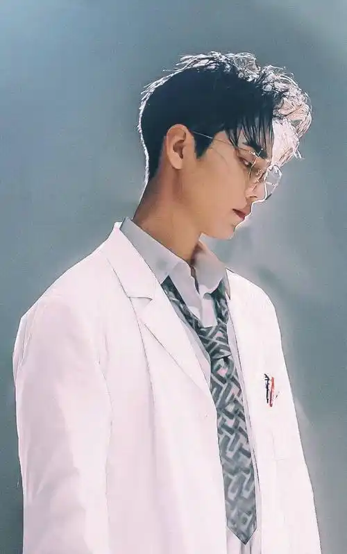 《余生,请多指教》上线,高冷的"肖战",简约,高雅又有气质_风格_剧中