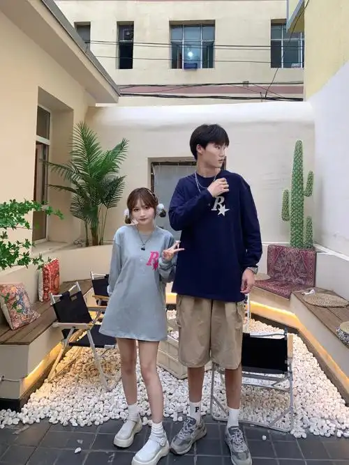 你在路上看到身高差太多的情侣会回头看嘛