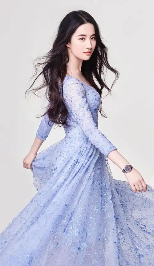 刘亦菲 天梭全球形象代言人 tissot 杜鲁尔系列的这款女士手表真的很