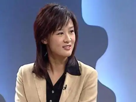 李小萌,中国传媒大学毕业,中国内地女主持人.