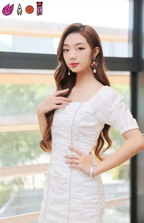 李紫婷优雅性感写真图片