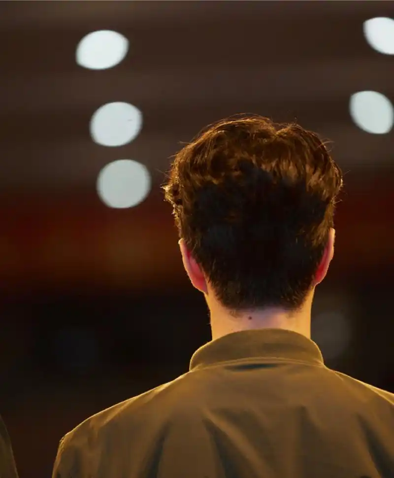 王一博的背影, 满满的安全感 #王一博