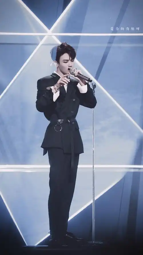 林彦俊这个舞台好绝!