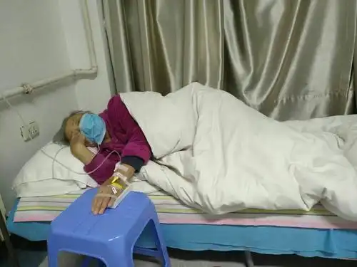 老妈住院期间珍贵照片