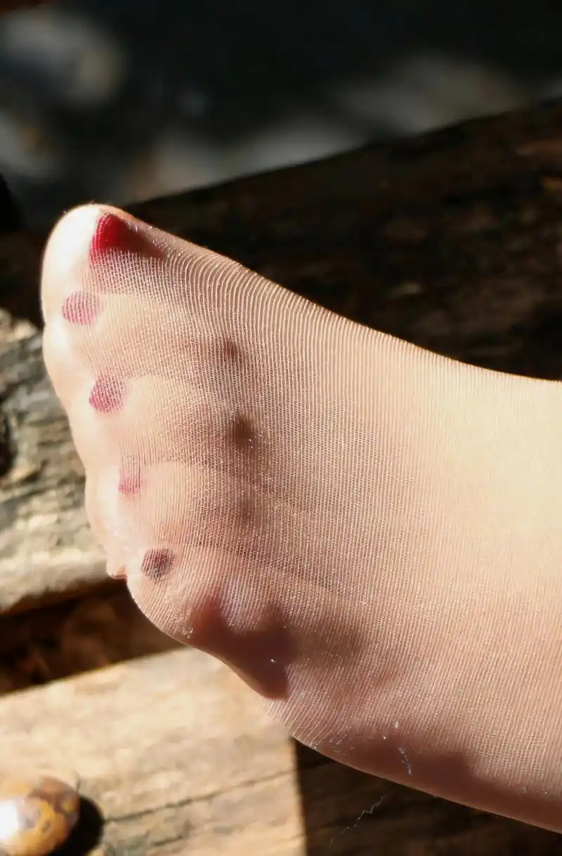 最喜欢的脚尖透明特写