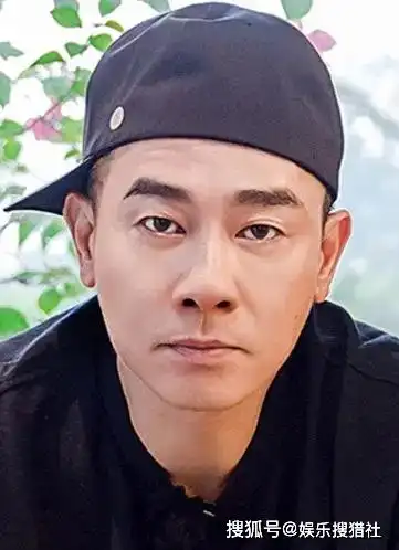 都说没钱进不了娱乐圈,可80年代的港星里,大多数都出身贫寒之家_家庭