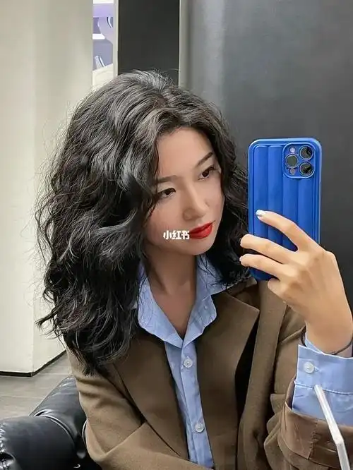 锁骨发慵懒复古法式烫