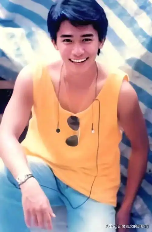 梁朝伟这个影帝帅了一辈子吧,每个阶段的帅都不一样一起来看看!