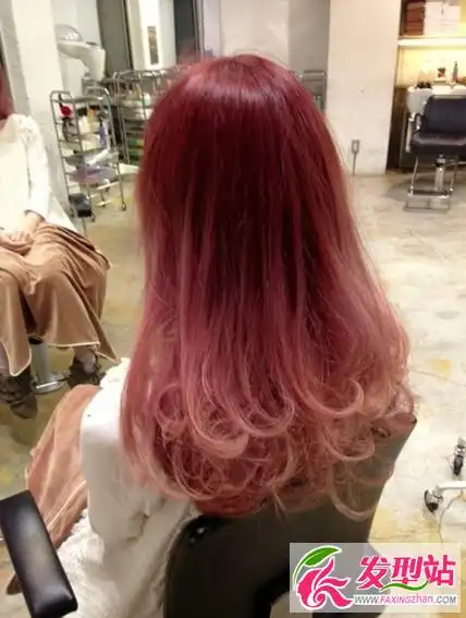 红色系染发颜色图片大全显白显瘦棕红酒红色晕染发型