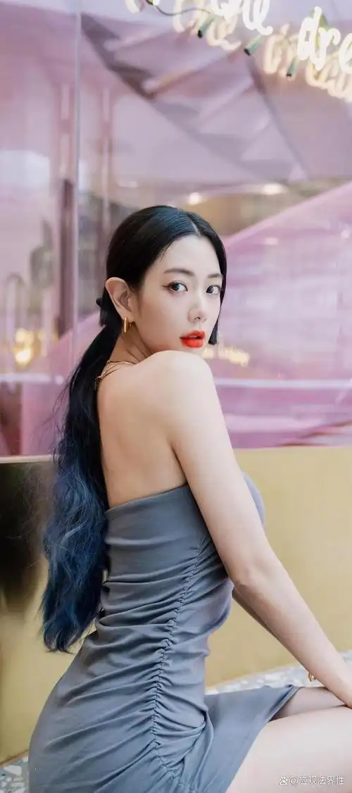 克拉拉(claralee)-完美身材,散发性感魅力之美|明星写真