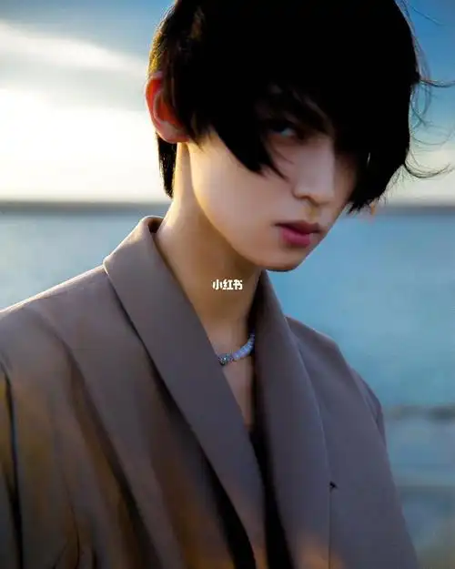 香菇_帅哥_发型_故事_衣柜_history4近距离爱上你_娱乐_明星娱乐资讯