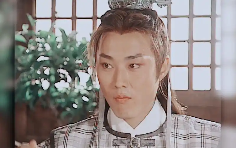 沈晓海宁王剑眉凤目鼻若悬胆端的一派风流倜傥