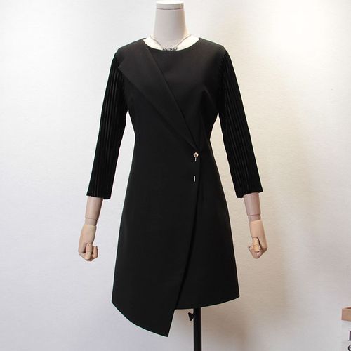 黑色连衣裙阔色七分袖通勤女裙显瘦遮肉气质ol风熟女风女装 轻熟