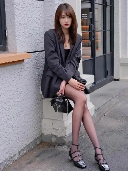 生活中必不可少的一个环节,选到洋气时髦,又能衬托自己身材气质的服饰