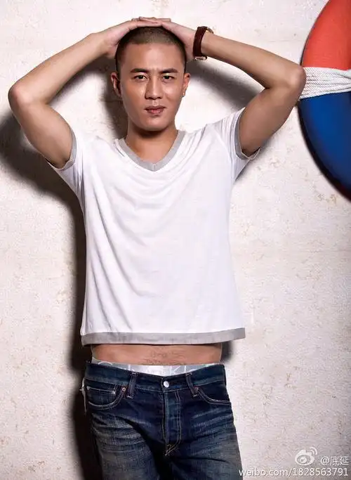 杜淳为《me time健康派》拍摄的大片