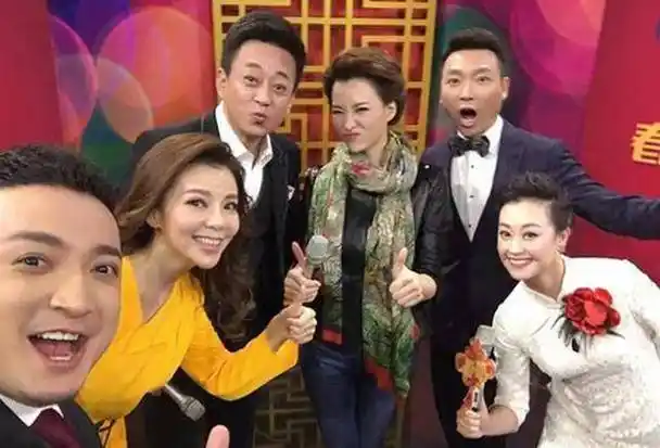 原创清华校长的儿子在央视主持32年零失误如今58岁还是孤身一人