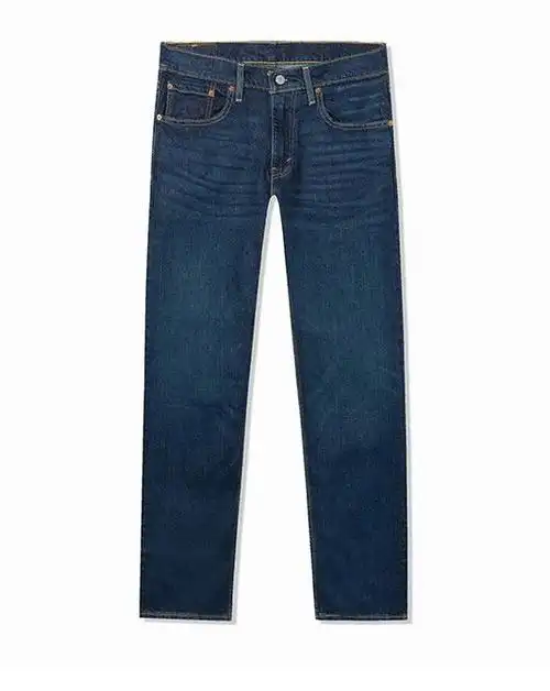 牛仔裤在国内比较受欢迎,国际上也十分有名,不过档次上它并不是顶级的