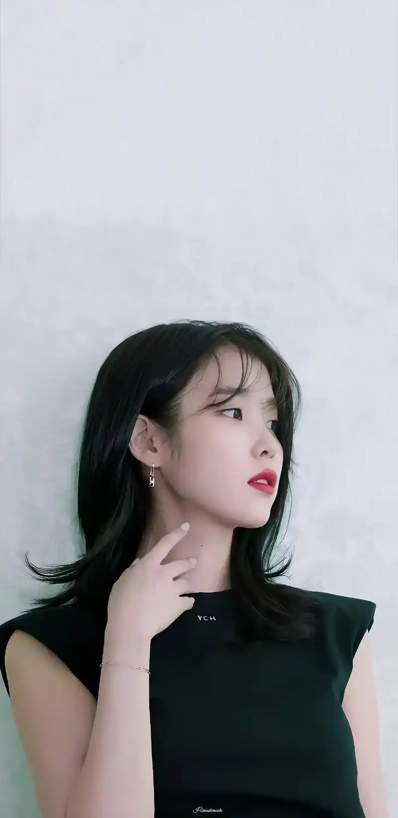 写真 #明星 #壁纸 #iu #iu李知恩  - 抖音