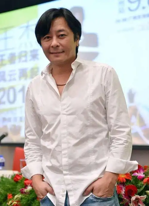 59岁王杰近况曝光苍老模样无人识