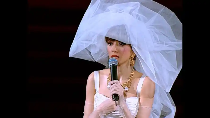 梅艳芳夕阳之歌告别现场永远留在我们心中