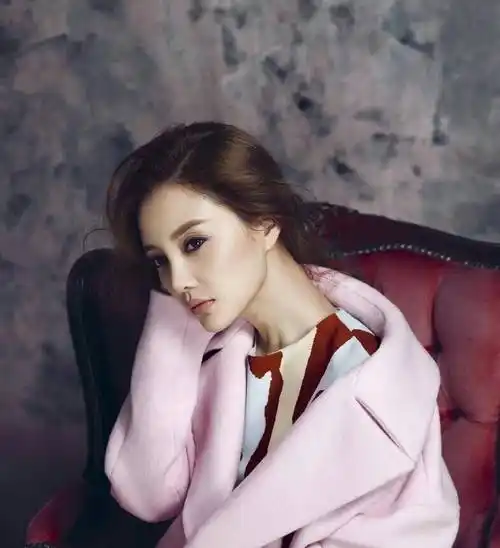 新恋情曝光,事业爱情双丰收_李小璐_感情_发展