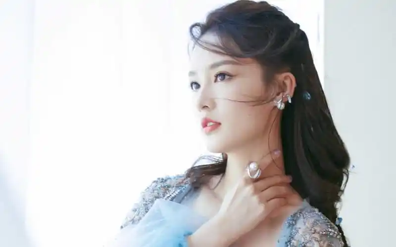 李沁蓝色纱裙唯美写真桌面壁纸_大陆明星_壁纸下载_美桌网