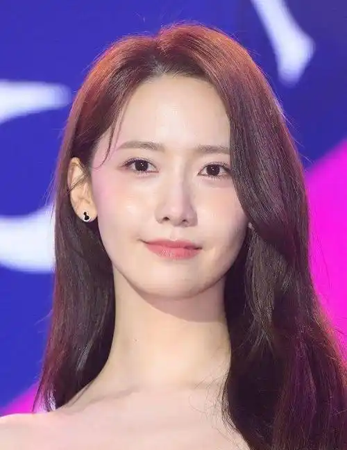 33岁林允儿生图很惊艳!