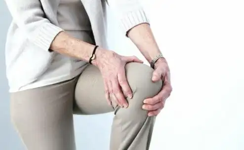 大腿外侧疼痛得厉害有可能是这3种疾病不要强忍下去