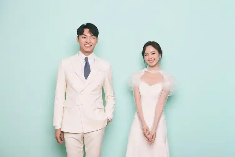 萌翻今夏的最萌身高差婚纱照给特别的你