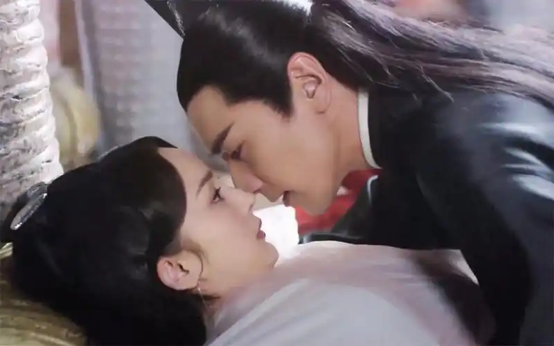 「三生三世十里桃花」夜华白浅两情悦,滚床单