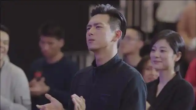 《亲爱的热爱的》第10集04:kk战队为国争光,为他们感到自豪!