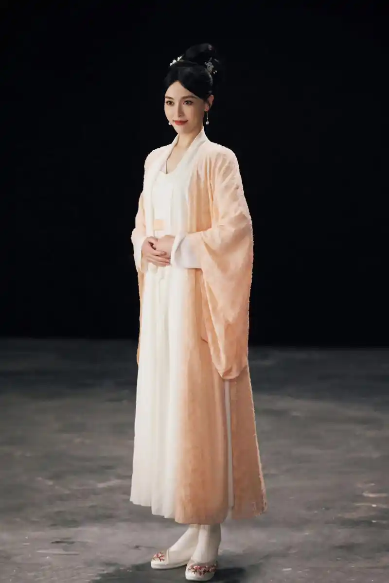 唐嫣最新古装造型太美了!