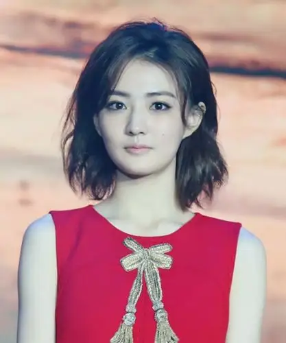 郑秀晶撞发林允儿,原来齐耳短发这么火!