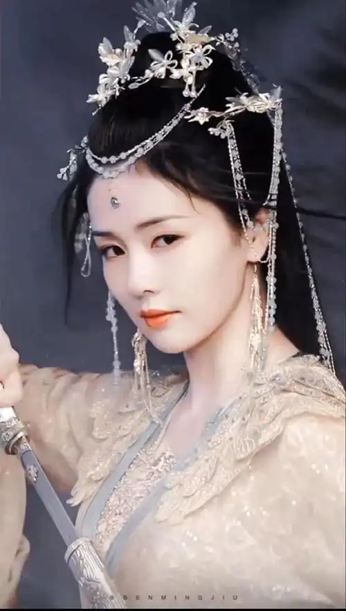 白鹿新剧古装造型|糊图不好看,来看清晰的吧_网易订阅