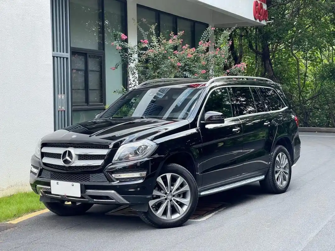 越野,桃木内饰,全景天窗,后排娱乐电视,第三排电动座椅,本地一手车8万