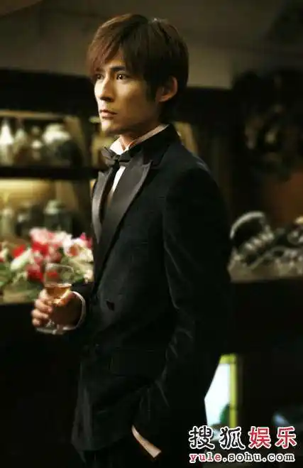 周渝民加盟内地电视 范冰冰《金大班》天价邀请