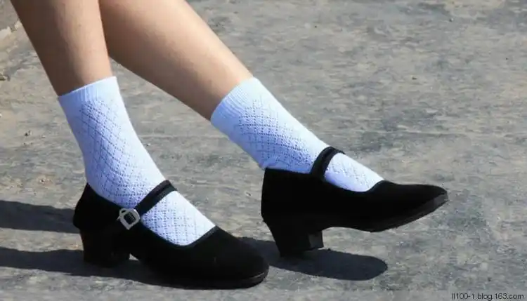【布鞋情怀】布鞋美足诱惑(曹静)(160p)