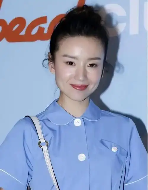 事实证明,44岁的董洁,已经过上了自己想要的生活