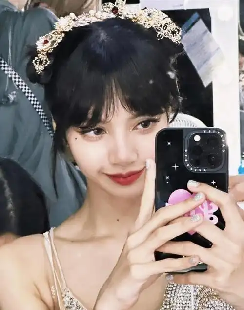 blackpink,作为韩国最受欢迎的女团之一,以其出色的