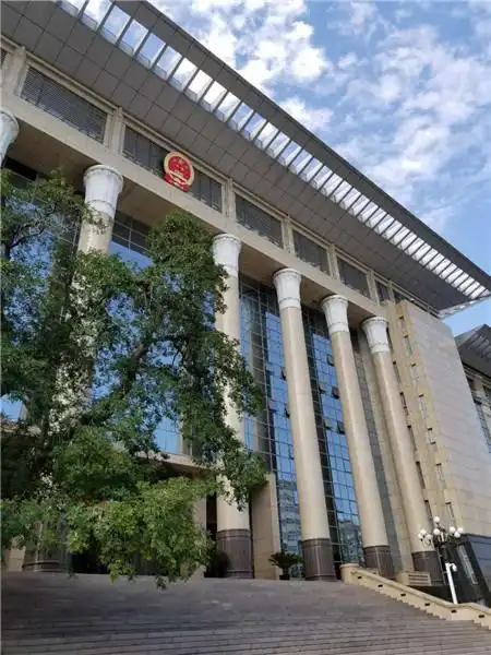 2017年8月,星海舞台成功签约了中国最高人民法院舞台机械项目.