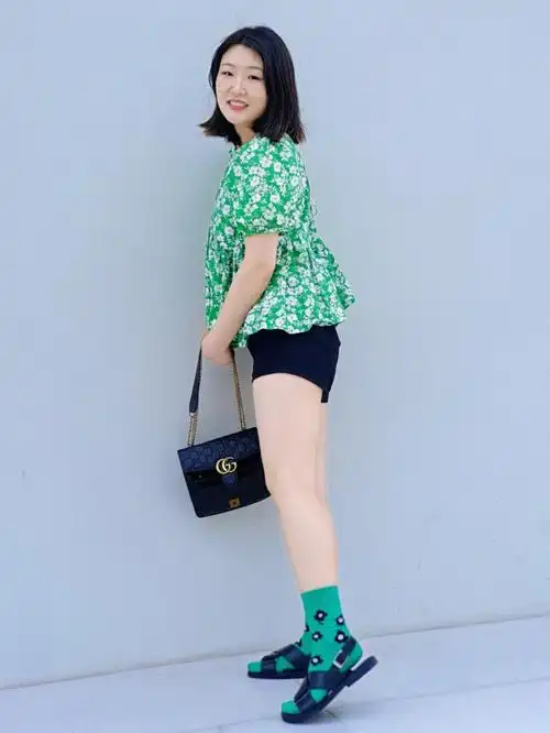 有没有跟我一样夏天喜欢袜子配凉鞋的02