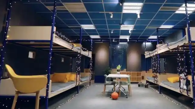 创造营2019:宿舍布置的很漂亮,但是何洛洛的蛋饼就不行了