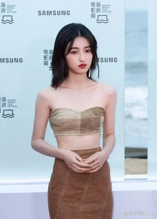 张子枫变美,不止是因为瘦了