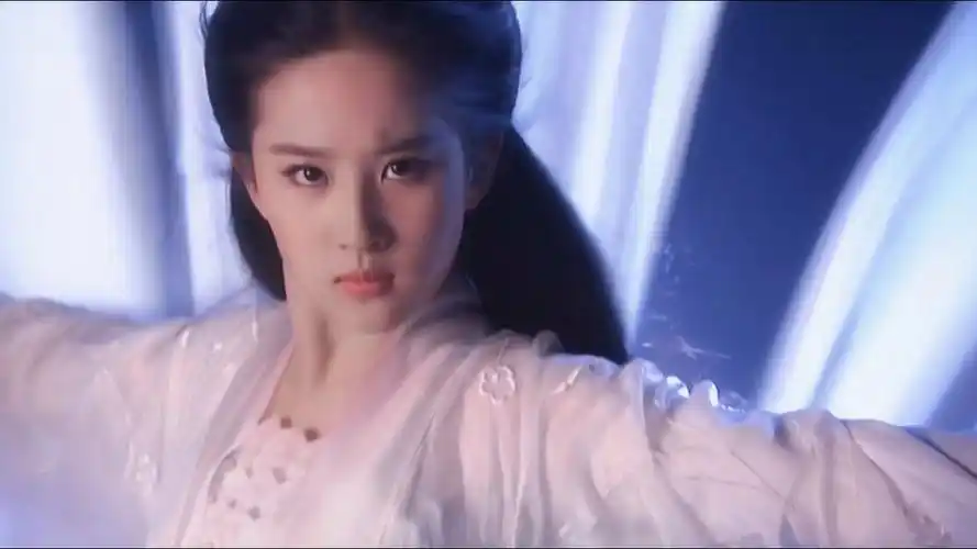 刘亦菲小龙女打戏混剪,现在看依旧很惊艳的白绫打戏