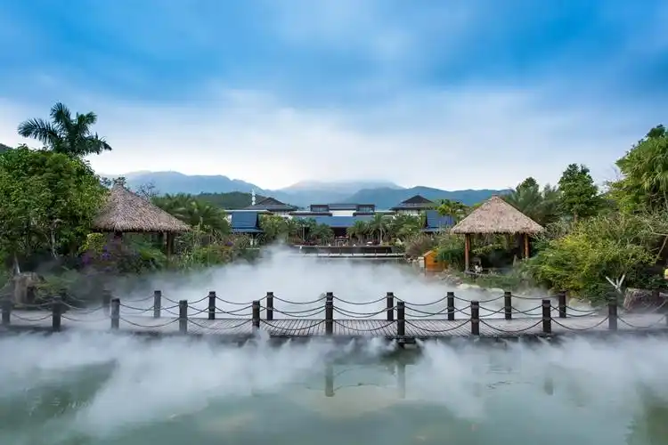 水底山温泉庄园坐落于广东东南沿海地区——美丽的海丰,地处深汕