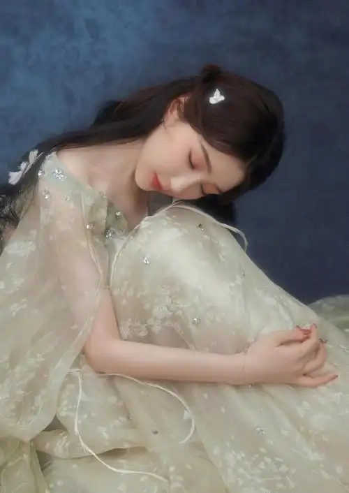 毛晓彤长发公主好温柔