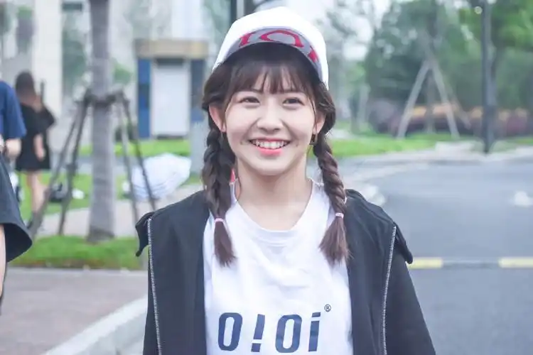 sing女团赖美云高清图片