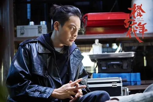 《橙红年代》陈伟霆表白了!却让人哭笑不得